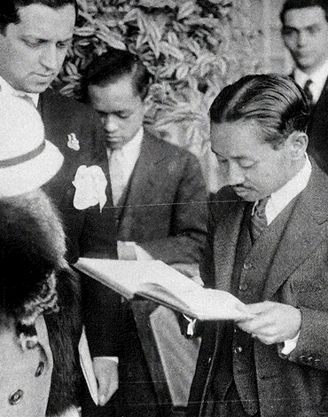 Elegant interior detail of the Caruso Suite at Grand Hotel Excelsior Vittoria