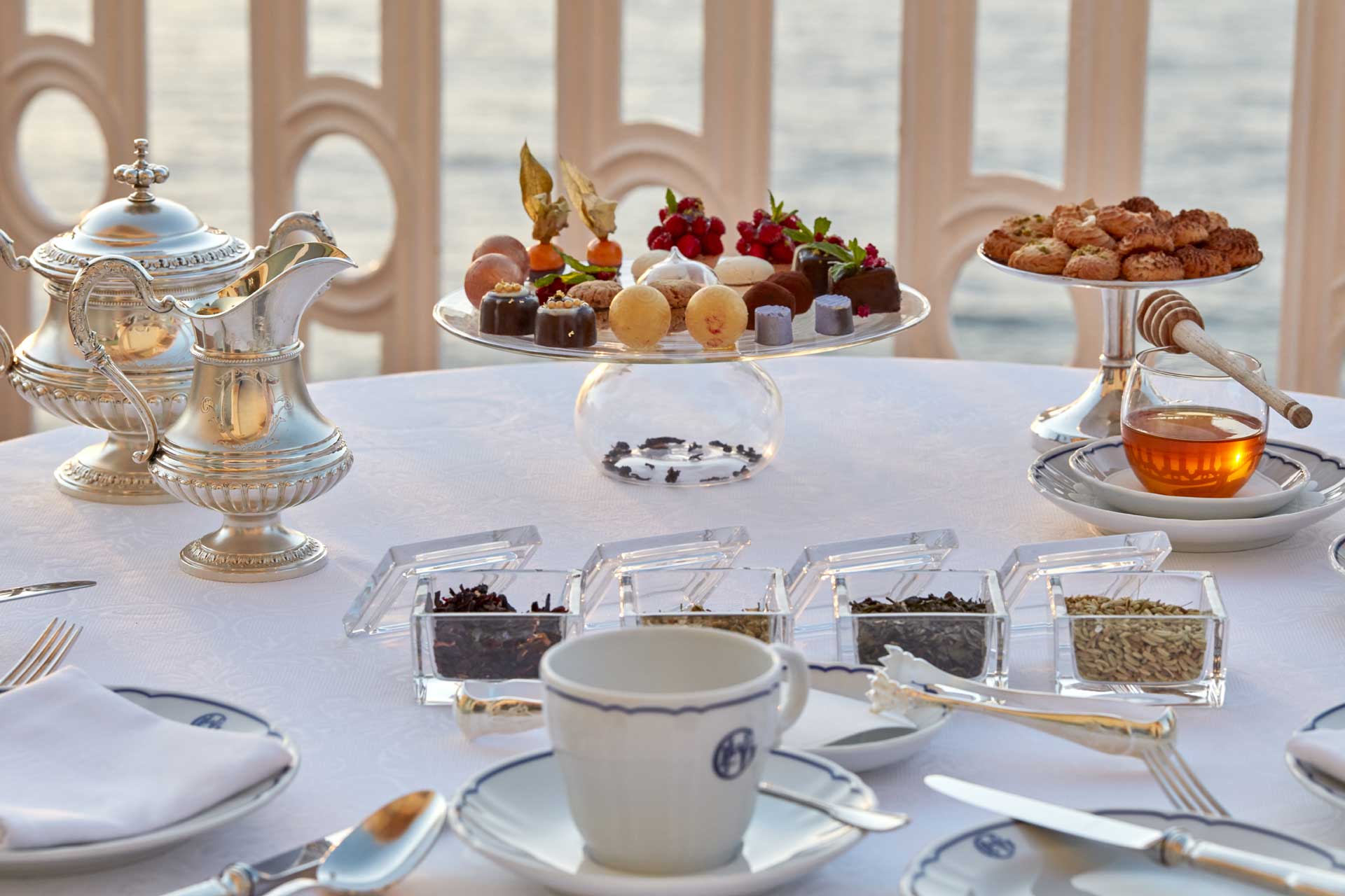 Gardens and outdoor spaces of Grand Hotel Excelsior Vittoria in Sorrento
