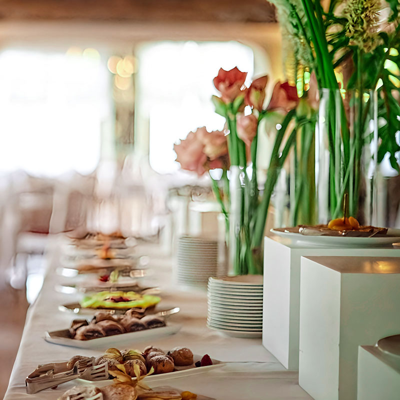 Easter Monday brunch at a luxury hotel in Sorrento